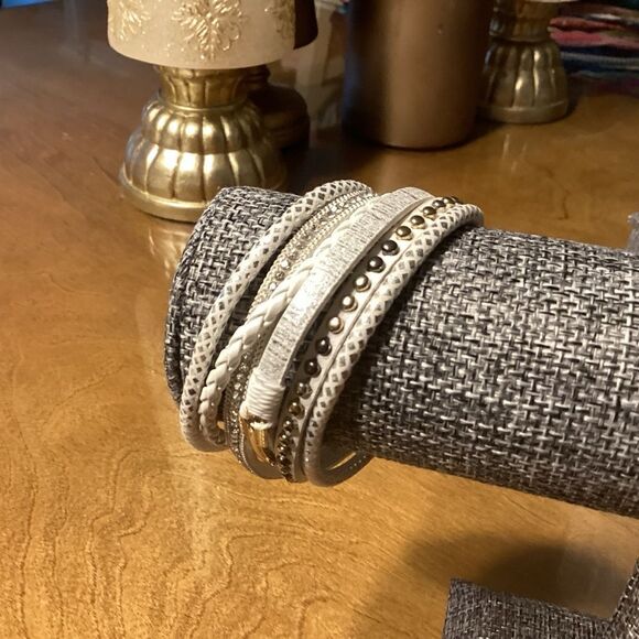 Magnetic White Leather Six Strand Bracelet - Picture 3 of 7